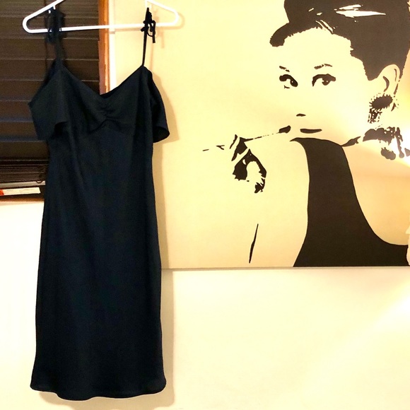 Satin dress in navy blue - Picture 3 of 10